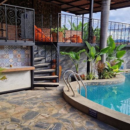 Xpai Hotel Exterior photo